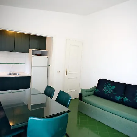 Daire Costa Di Kair Ed Din-6 By Interhome